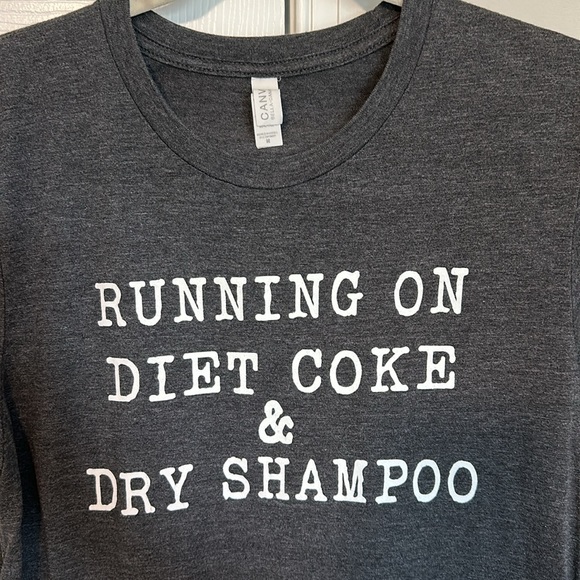 Graphic T-shirt - Picture 2 of 2